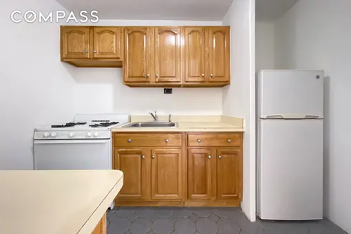 Kips Bay Towers, 333 East 30th Street, #7H