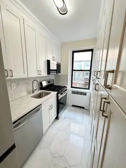 340 East 66th Street, #6K