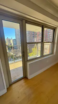 50 West 93rd Street, #8E