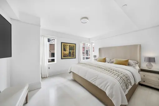 Carlton House, 21 East 61st Street, #6A