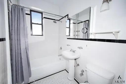 315 East 77th Street, #6C