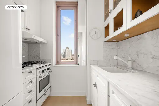 The Belaire, 524 East 72nd Street, #24E
