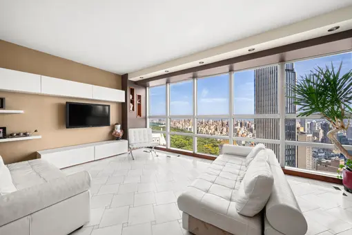 Metropolitan Tower, 146 West 57th Street, #60C