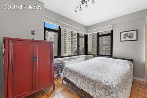 The Phoenix, 160 East 65th Street, #8A