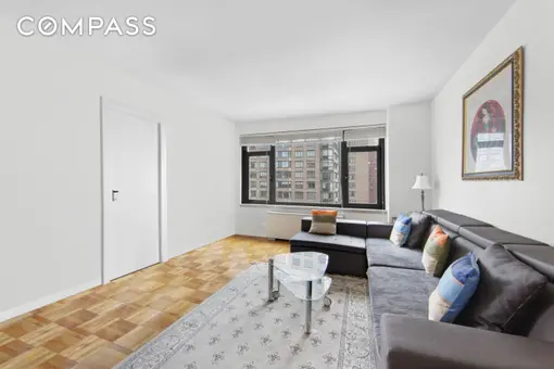 The Phoenix, 160 East 65th Street, #8A