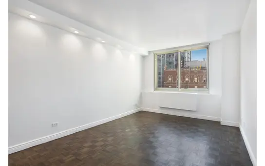 30 Lincoln Plaza, 30 West 63rd Street, #15M