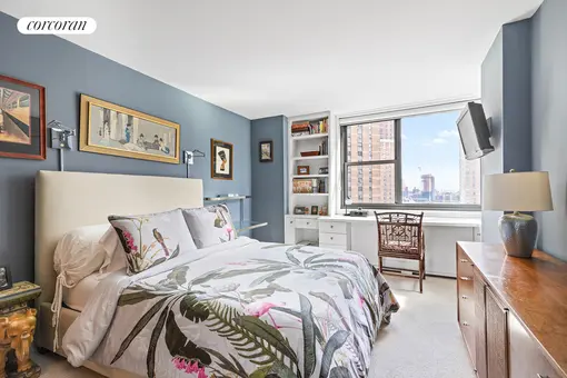 Plymouth Tower, 340 East 93rd Street, #15I