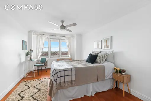 370 Ocean Parkway, #10K