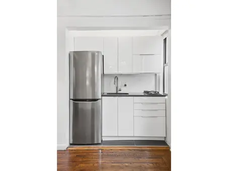 339 East 58th Street, #5H