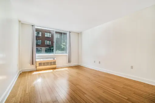 The 505, 505 West 47th Street, #2DS