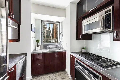 Central Park Place, 301 West 57th Street, #26D