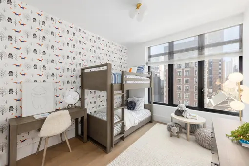 2505 Broadway, #12A