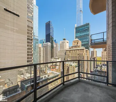 Tower 53, 159 West 53rd Street, #21F
