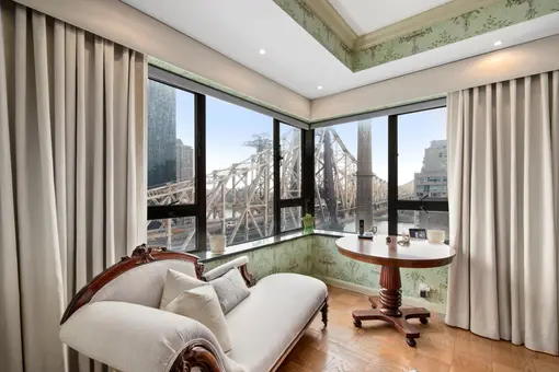 The Sovereign, 425 East 58th Street, #14D