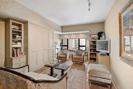 The Sovereign, 425 East 58th Street, #14D