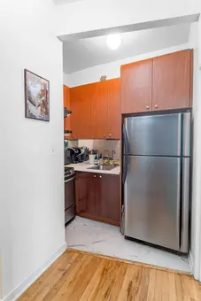 399 East 78th Street, #5D