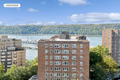 River Point Towers, 555 Kappock Street, #17G