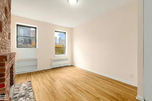 437 West 48th Street, #4D