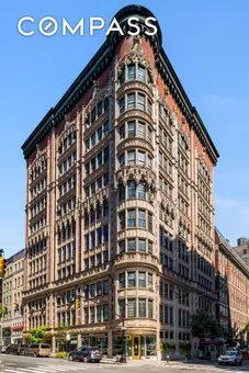 Fred Leighton Building, 45 East 66th Street, #4E