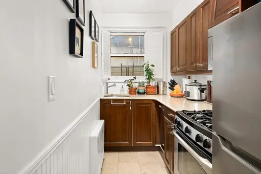 166 East 35th Street, #6G