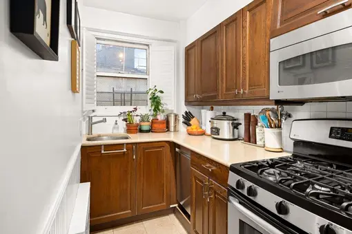 166 East 35th Street, #6G