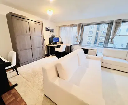 Mayfair Towers, 15 West 72nd Street, #6B