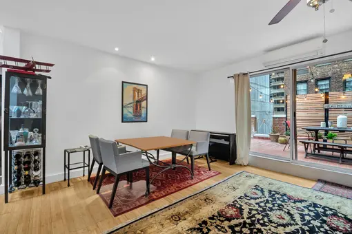 155 East 49th Street, #11CD