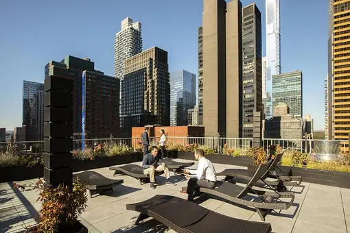 Executive Plaza, 150 West 51st Street, #1033