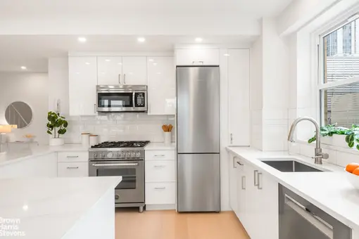 Parker 72nd, 520 East 72nd Street, #17A18A