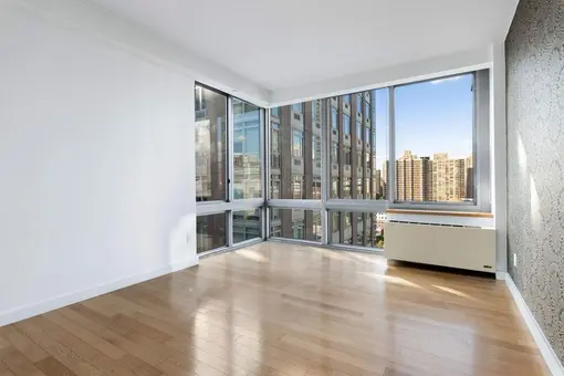 Hudson Condo, 225 West 60th Street, #17B