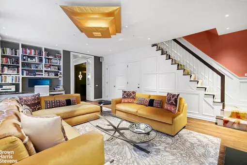 34 West 74th Street, #3C