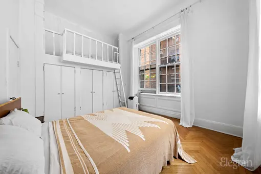 26 West 74th Street, #2B