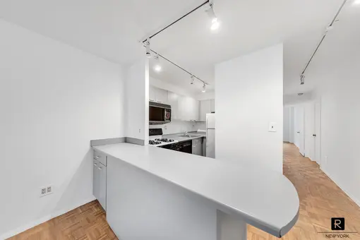 Lloyd 54, 445 West 54th Street, #3A