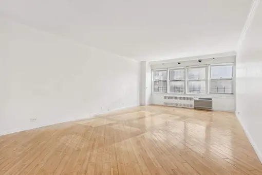 The 155 Condominium, 155 East 38th Street, #7D