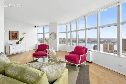 3 Lincoln Center, 160 West 66th Street, #46A