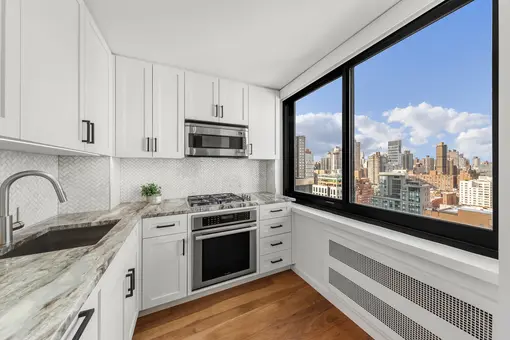 515 East 72nd Street, #23C