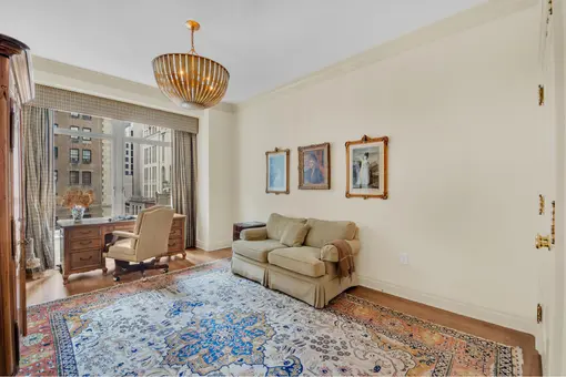 515 Park Avenue, #8A