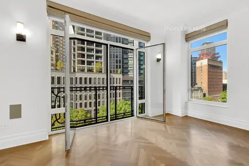 15 Central Park West, #8J