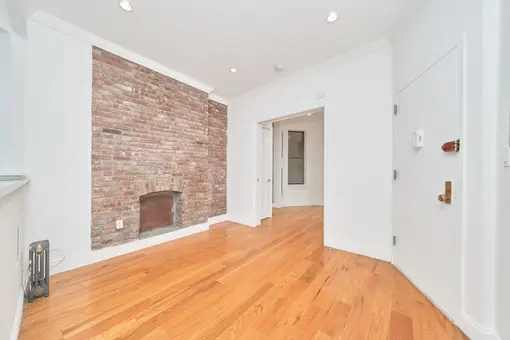 325 East 83rd Street, #5D