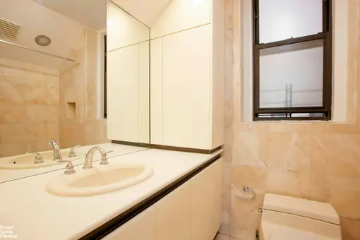 260 West 72nd Street, #4CD