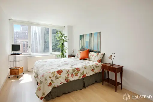 Sheffield 57, 322 West 57th Street, #26H