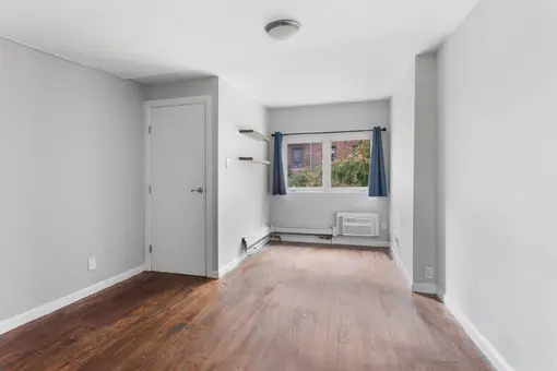 309 West 29th Street, #3R