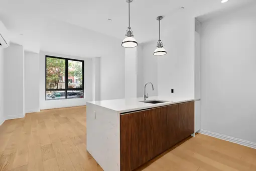 Parc North, 127 West 112th Street, #1C