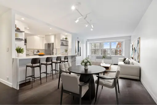 The Amherst, 401 East 74th Street, #21F