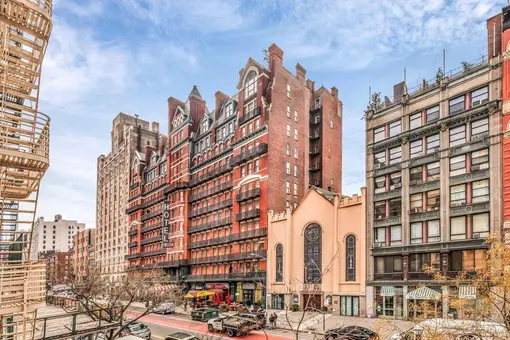 Chelsea Gardens, 255 West 23rd Street, #3GE