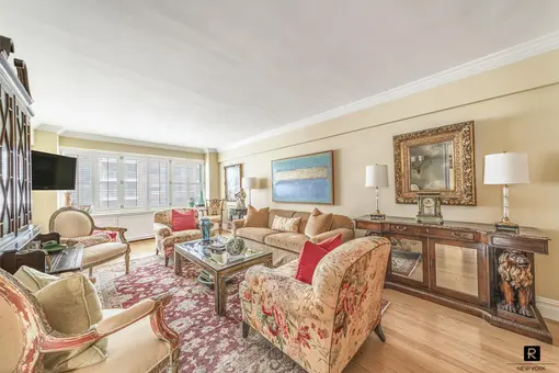 Cannon Point South, 45 Sutton Place South, #16A