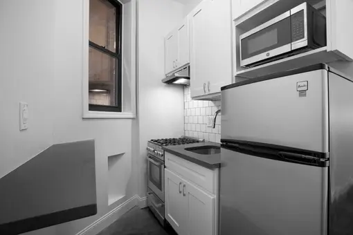 148 West 10th Street, #1A