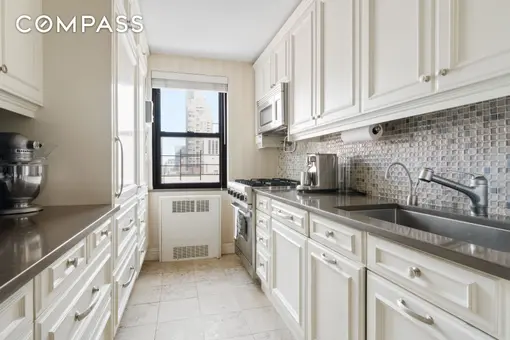 233 East 69th Street, #14KLM