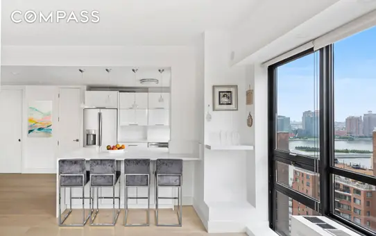 St. James Tower, 415 East 54th Street, #22H