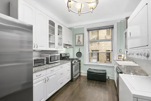 138 East 36th Street, #1C